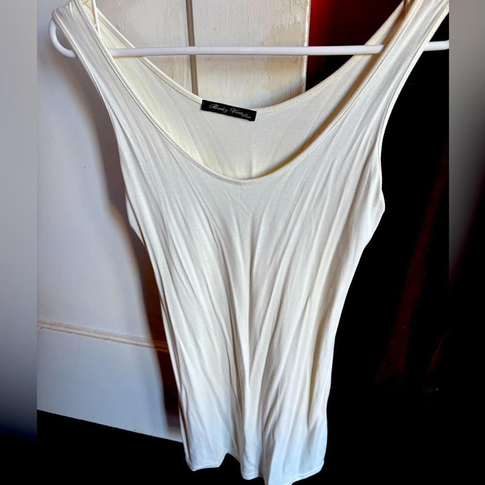 Elegant Off White Sleeveless Top